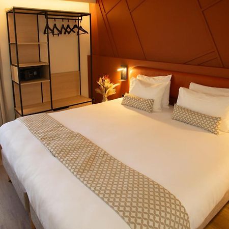 Hotel Nell Saint-Marcel  Buitenkant foto