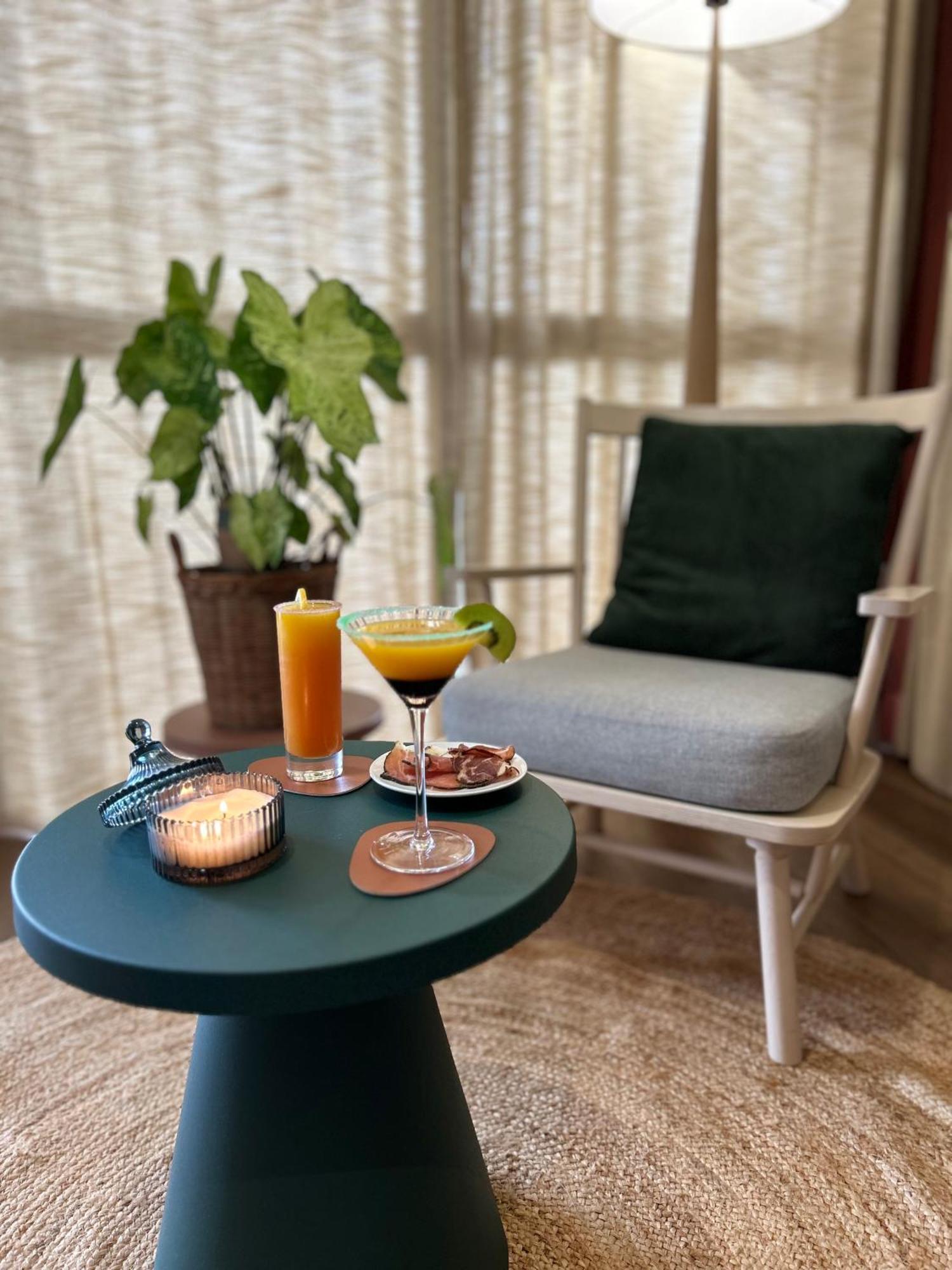Hotel Nell Saint-Marcel  Buitenkant foto
